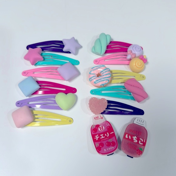 Candy Hair Clips (Vanellope Von Schweetz cosplay accessories) - Picture 1 of 2